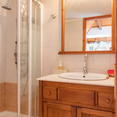 Kampos House * Сими